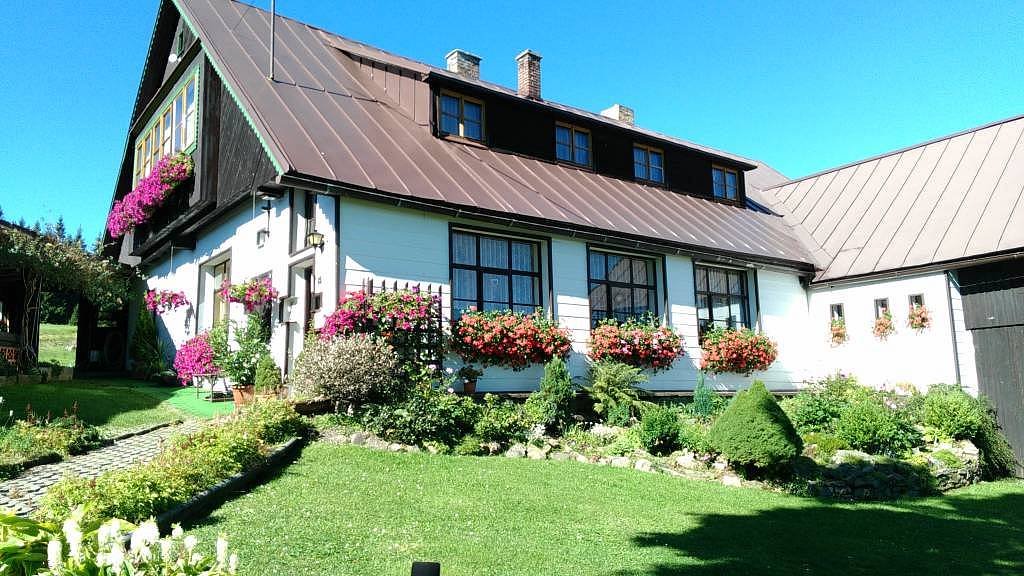 accommodation "Na Churáňov", cottage in summer