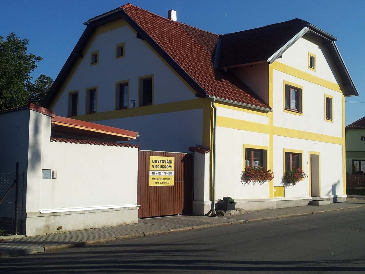 accommodation in Ouško