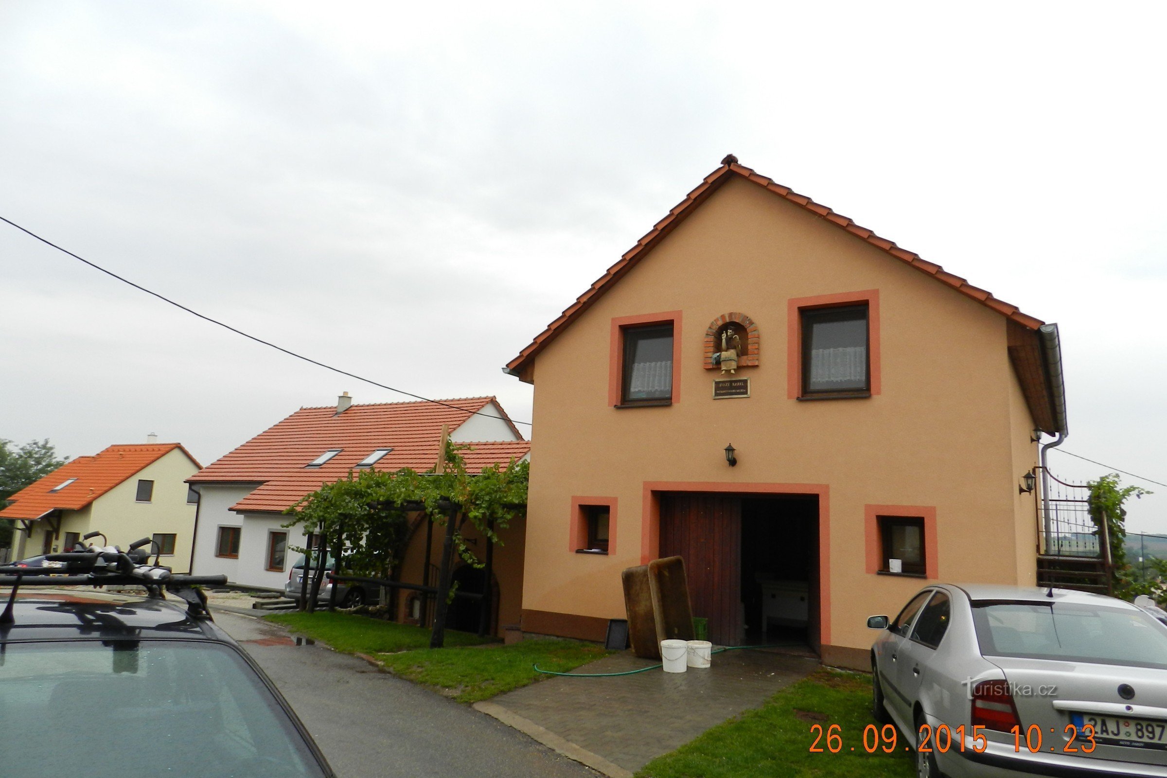 accommodation, next to the cellars