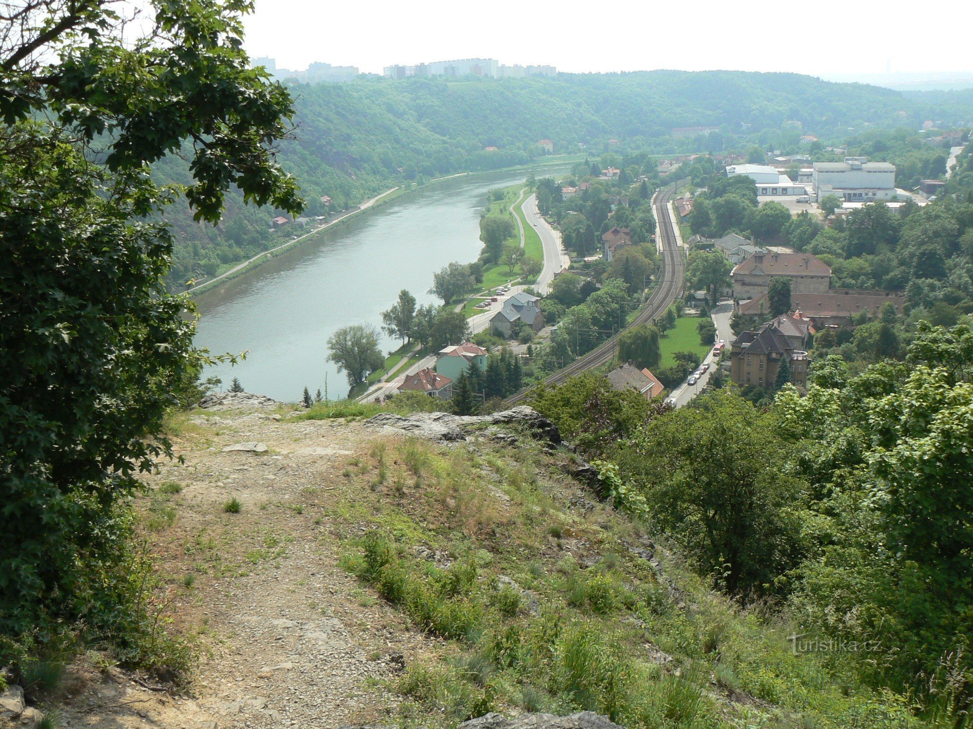 Vale do Vltava e Sedlec, vista da rua Roztocká 2