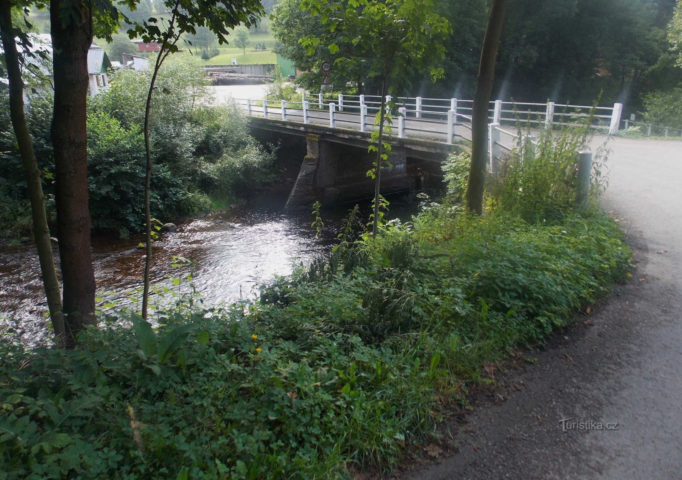 Through the Divoké Orlice Valley - across the Smuggler's Footbridge