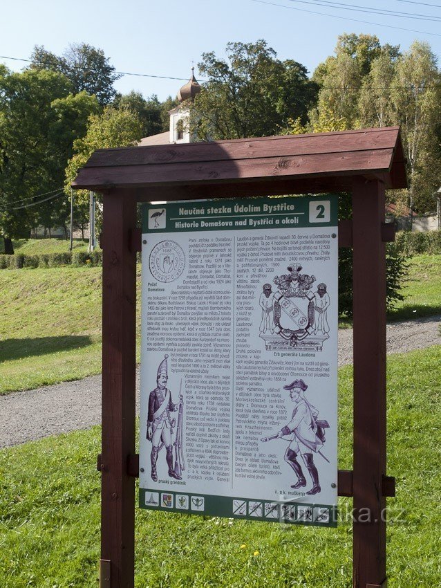 Un sentier pédagogique parcourt la vallée au départ de Domašov