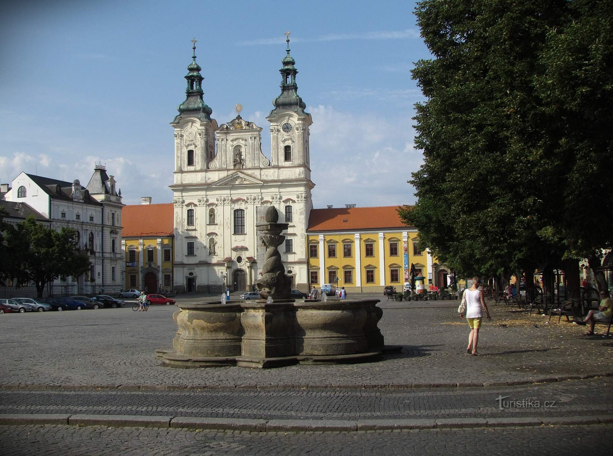 Uherské Hradiště - areál jezuitské koleje, kostela a semináře