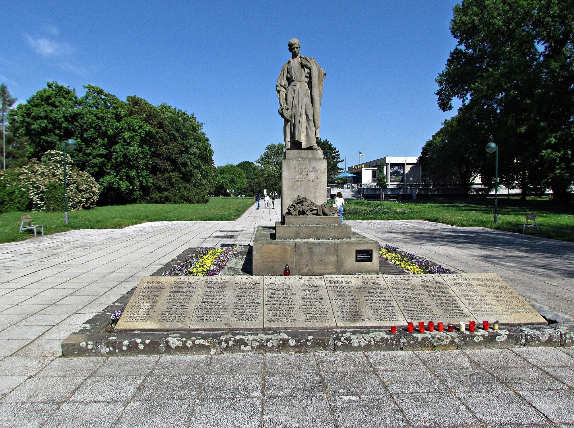 Uherskohradiště Pomnik ofiar II wojny światowej