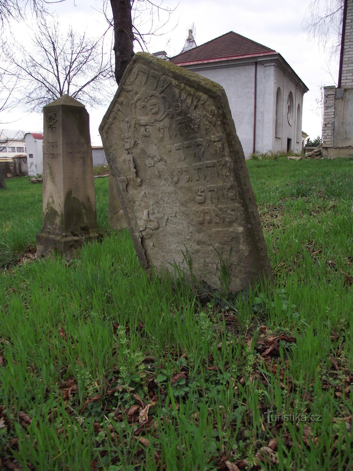 Uherský Brod – Noul Cimitir Evreiesc
