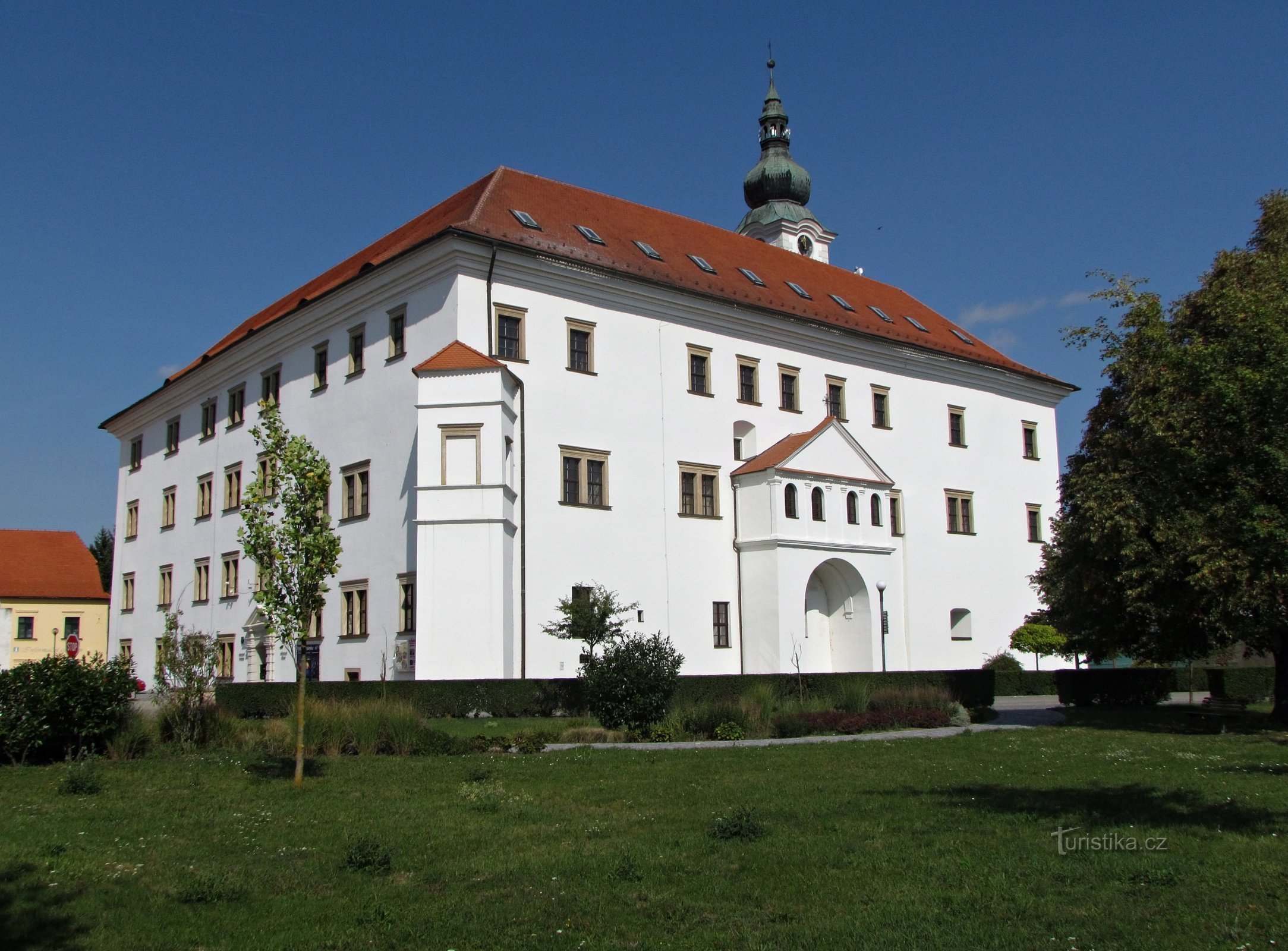 Uherský Ostroh - los terrenos del castillo