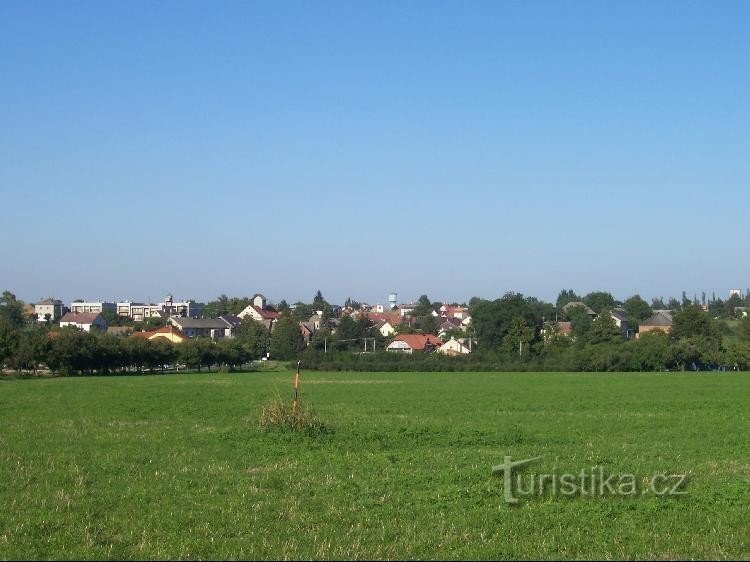 Uhlířov: Άποψη του χωριού από την κατεύθυνση του Dolní Životice
