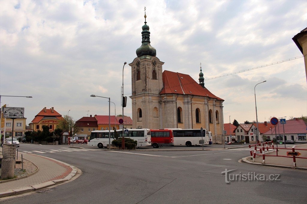 Uhlířské Janovice, église St. Aloïs Gonzague