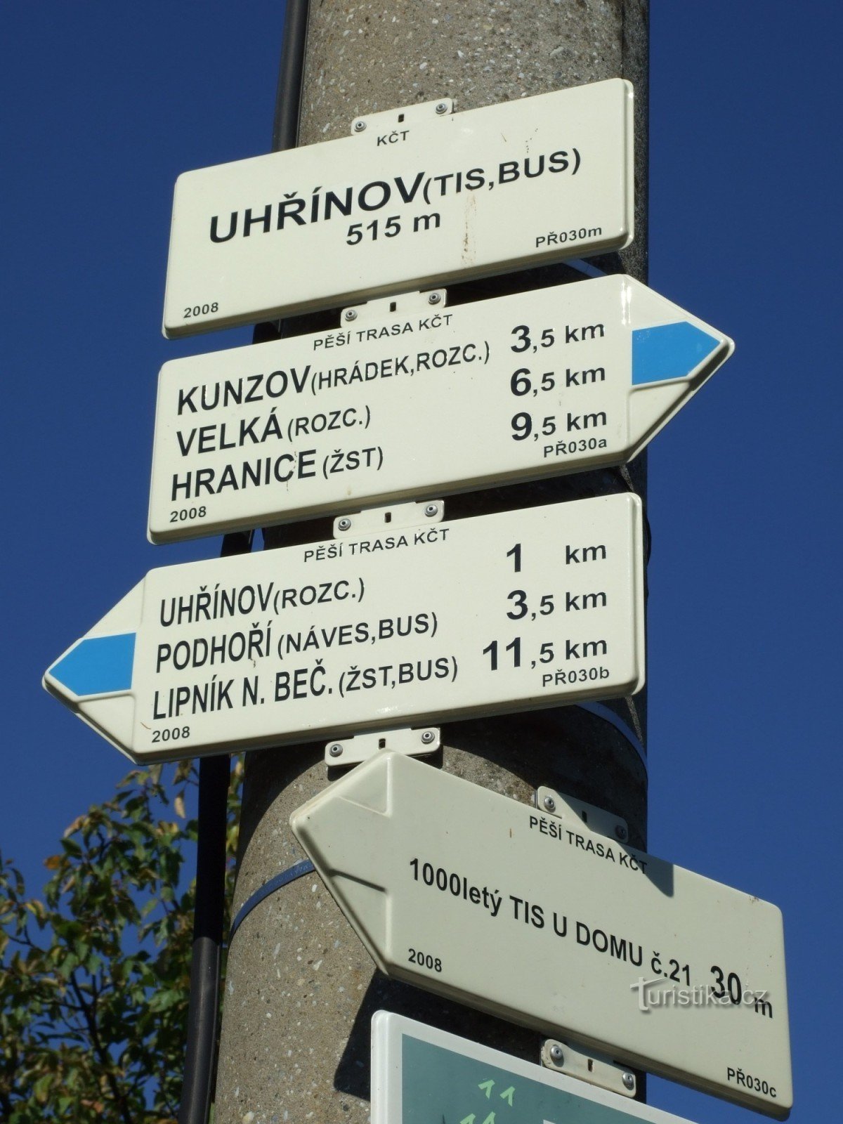 Uhřínov (tis, autobús), poste indicador