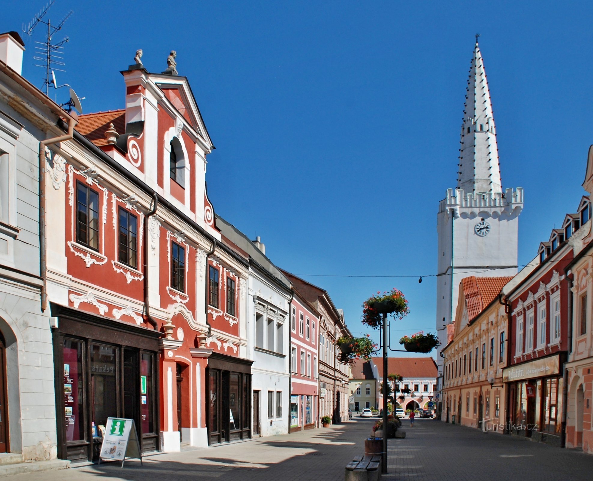 Jana Šverma Street, tourist information center