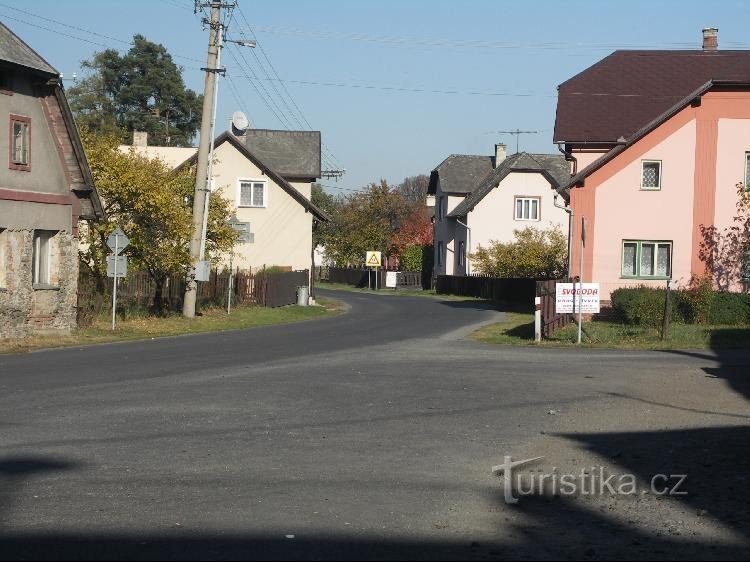 Rua próxima à prefeitura