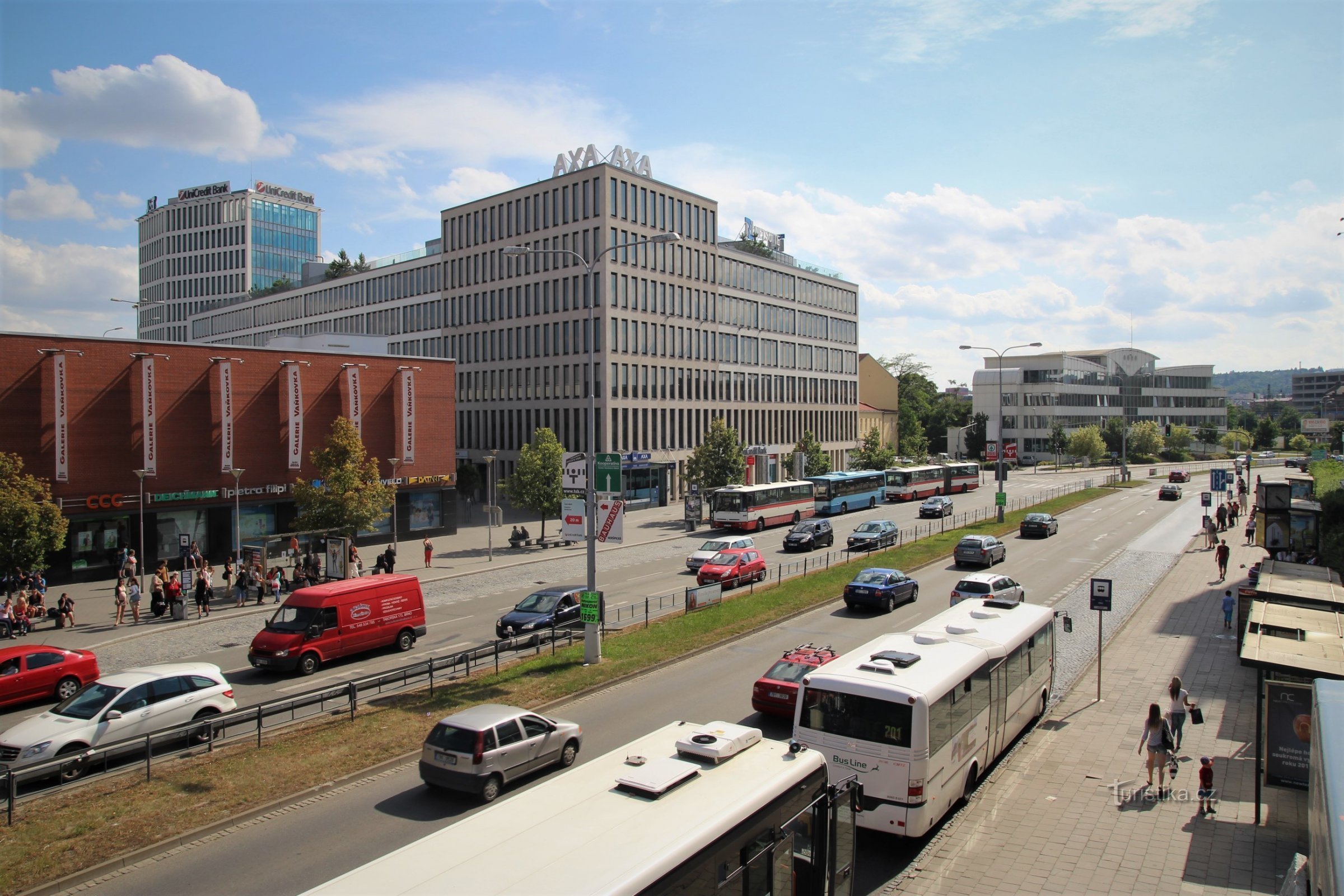 Úzká Street heeft zes voedsellanen