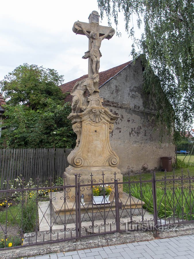 Uničov – kruis in Šternberská straat