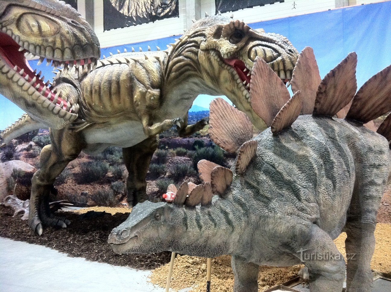 独特的展览恐龙归来 - 恐龙公园之旅 2015