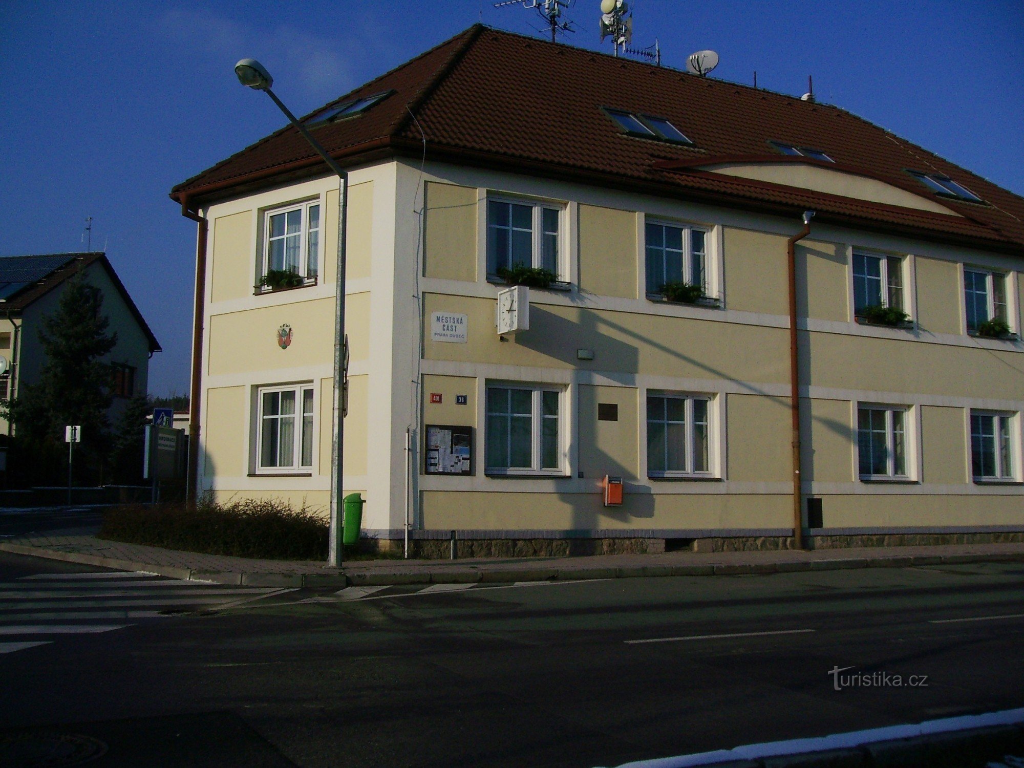 Amt des Stadtbezirks Prag - Dubeč