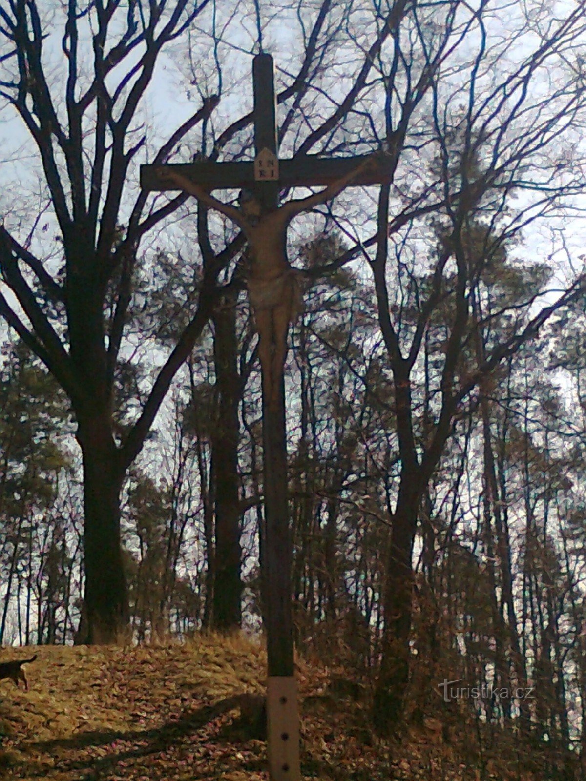 Úsov - cruz de madeira em Křížová hora