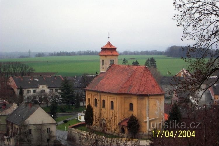 Usov : église