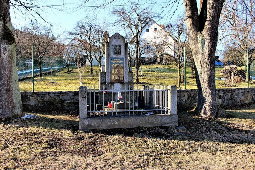 Standhaftig, monument over de faldne