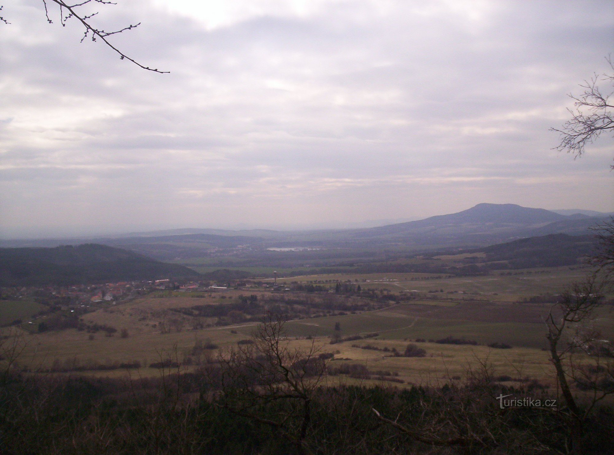 Úštěk, lagoa Chmelař e Sedlo