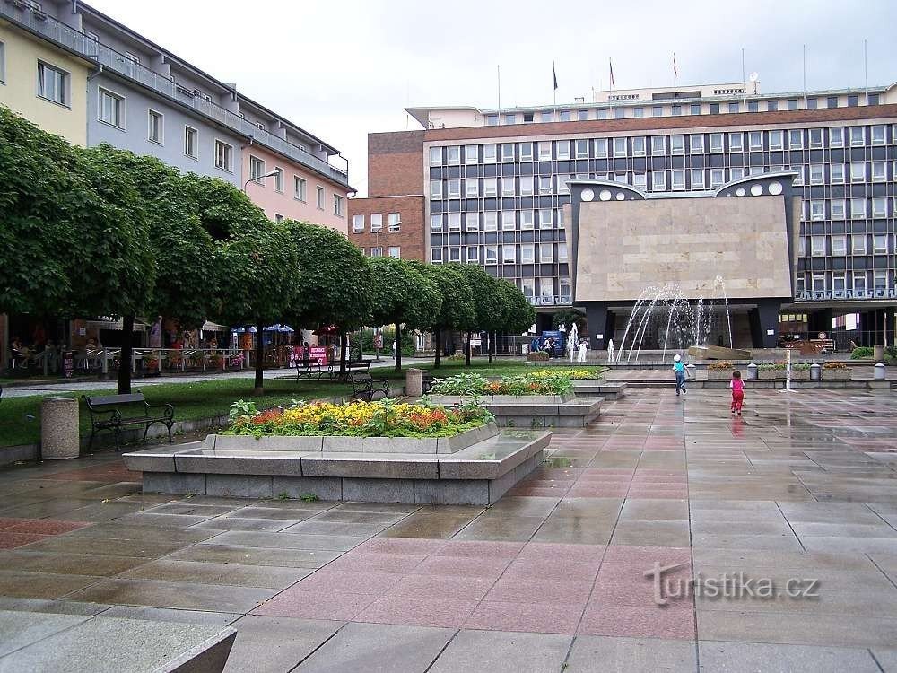 Ústí nad Labem - Fontane d'acqua su Lidické náměstí