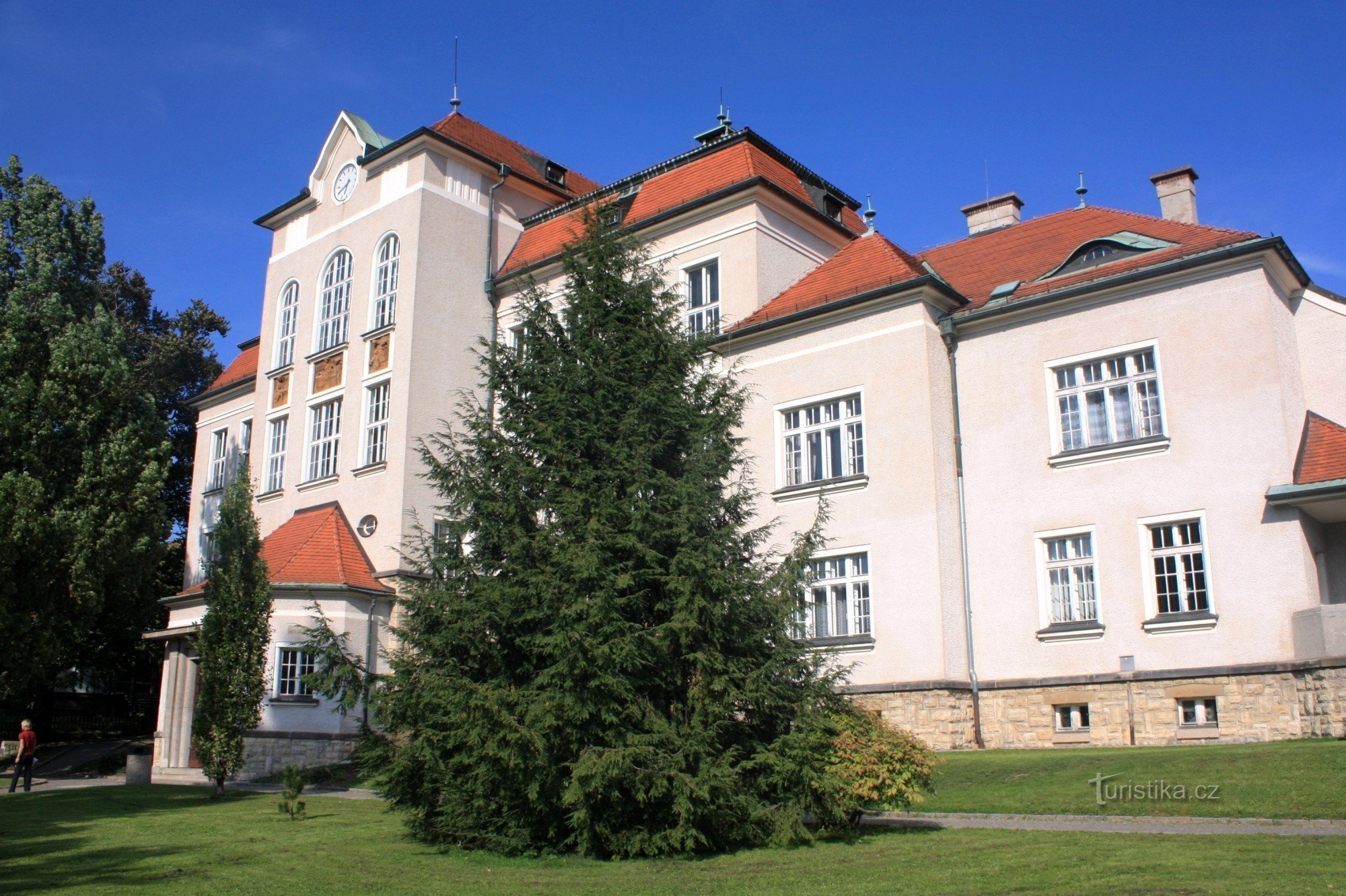 Ústí nad Orlicí - bâtiment du gymnase