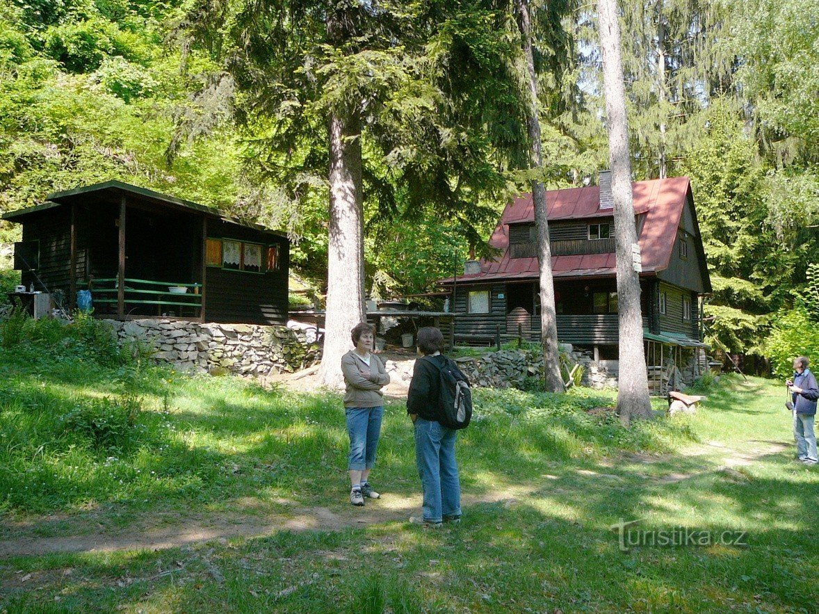 în aşezarea de cabane Ztracenka