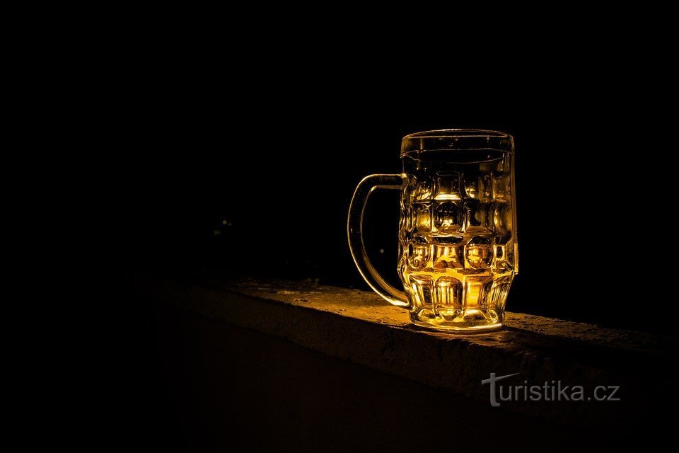 Der er over fire hundrede mikrobryggerier i Tjekkiet. Hvilken type øl produceres oftest?