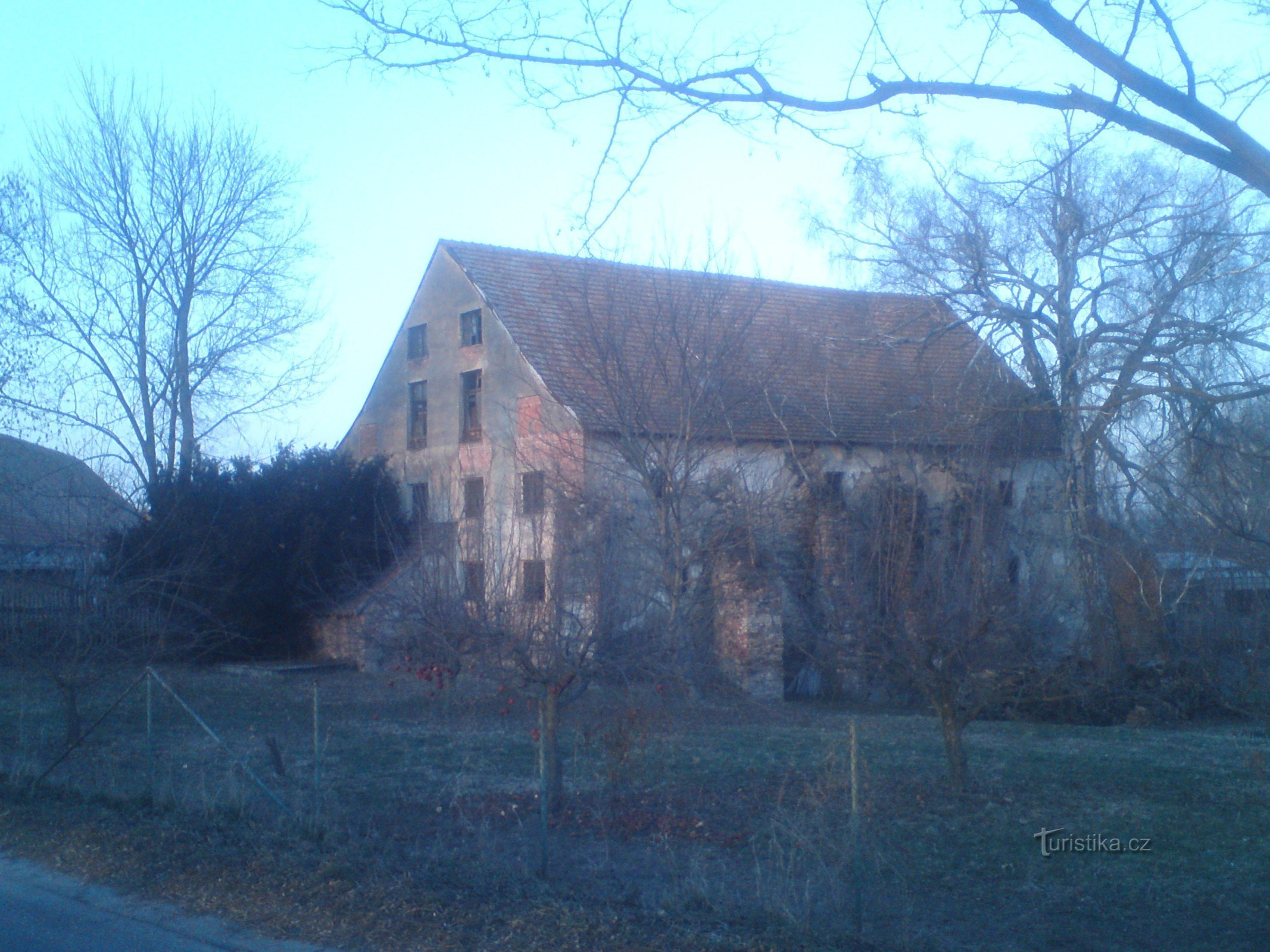 Au milieu du XVe siècle, Vlačice a été donnée à Trčková de Lípa et ils l'ont possédée pendant plus de cent le