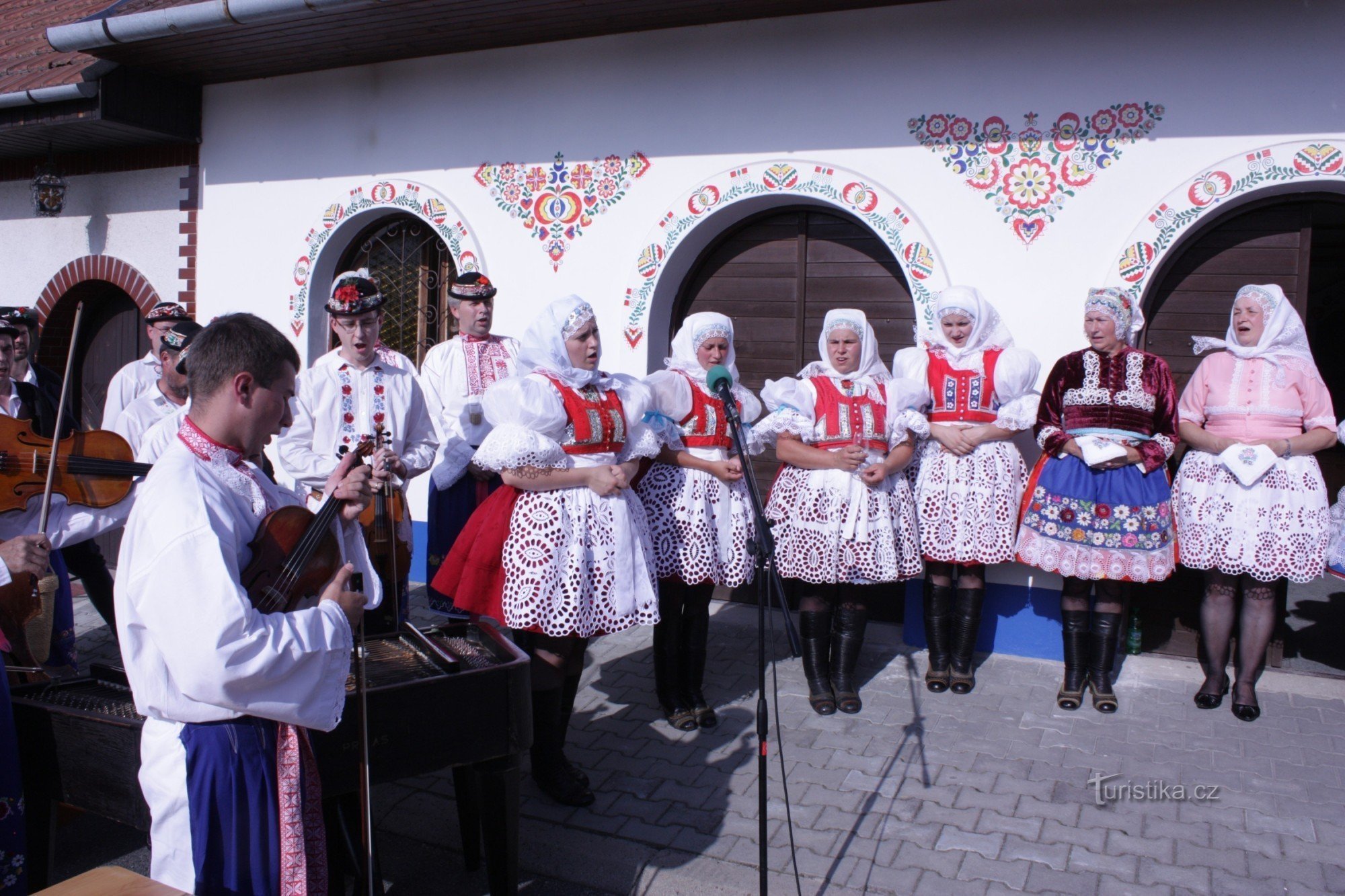 "Podrumi u Vacenovsku zovu se Grooves...