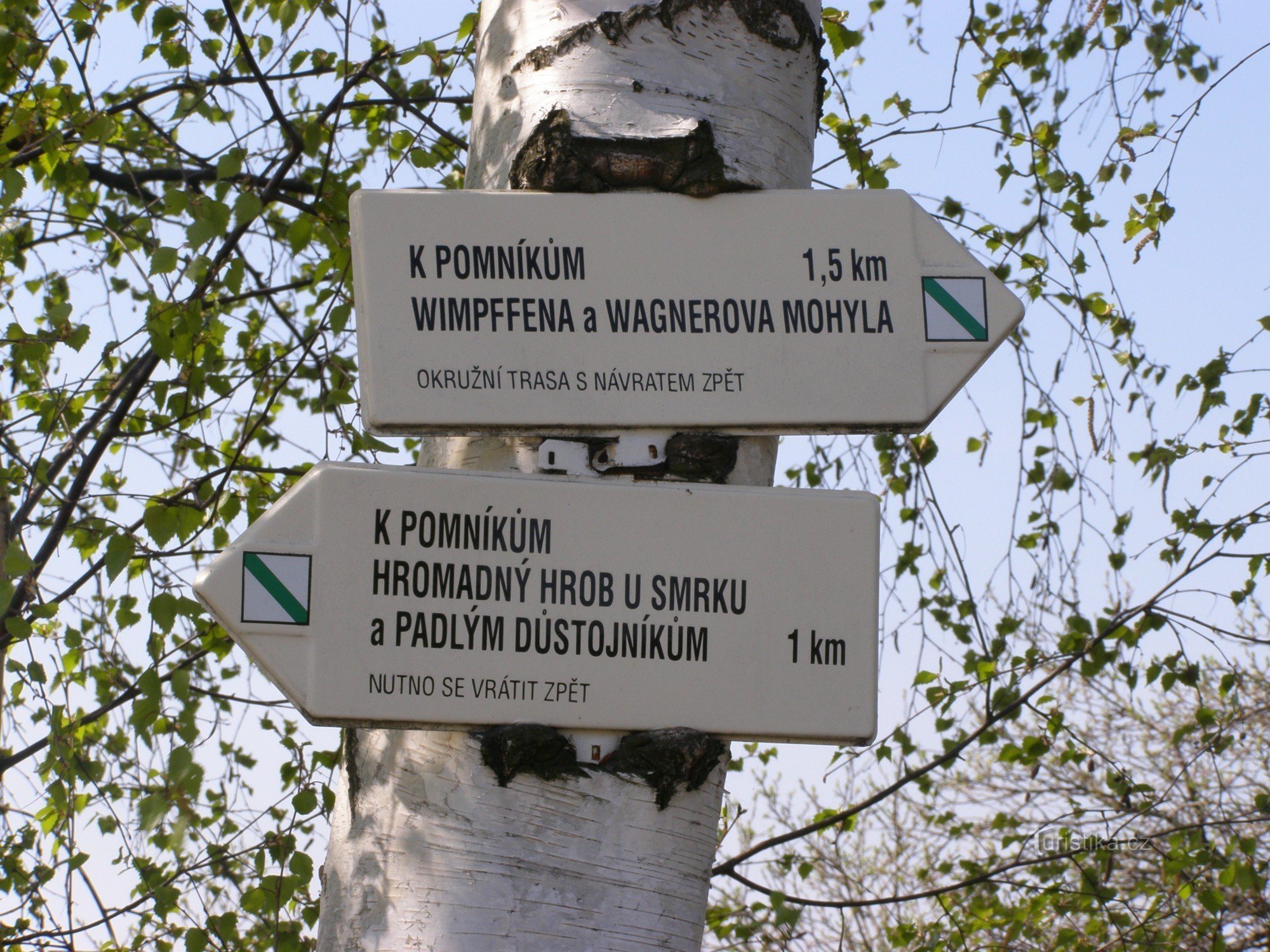 Bosque de Wenceslao - campo de batalla, monumentos de la batalla de 1866