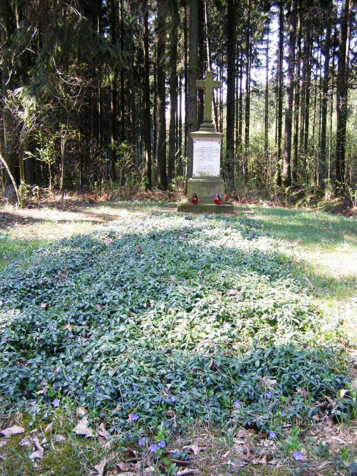 Wenceslas Skov - slagmark, monumenter fra slaget i 1866