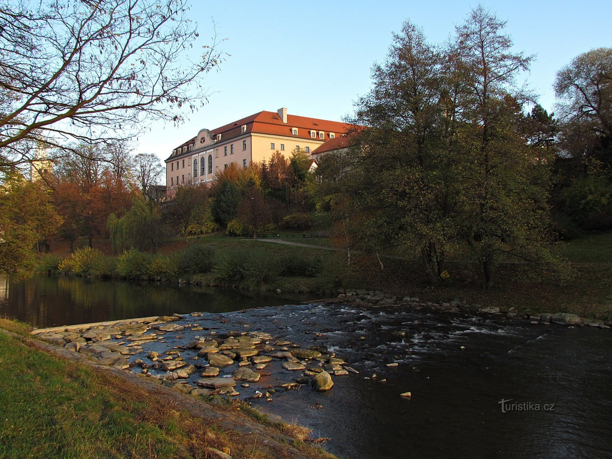 Valašské Meziříčí - dvorac Žerotín u središtu grada