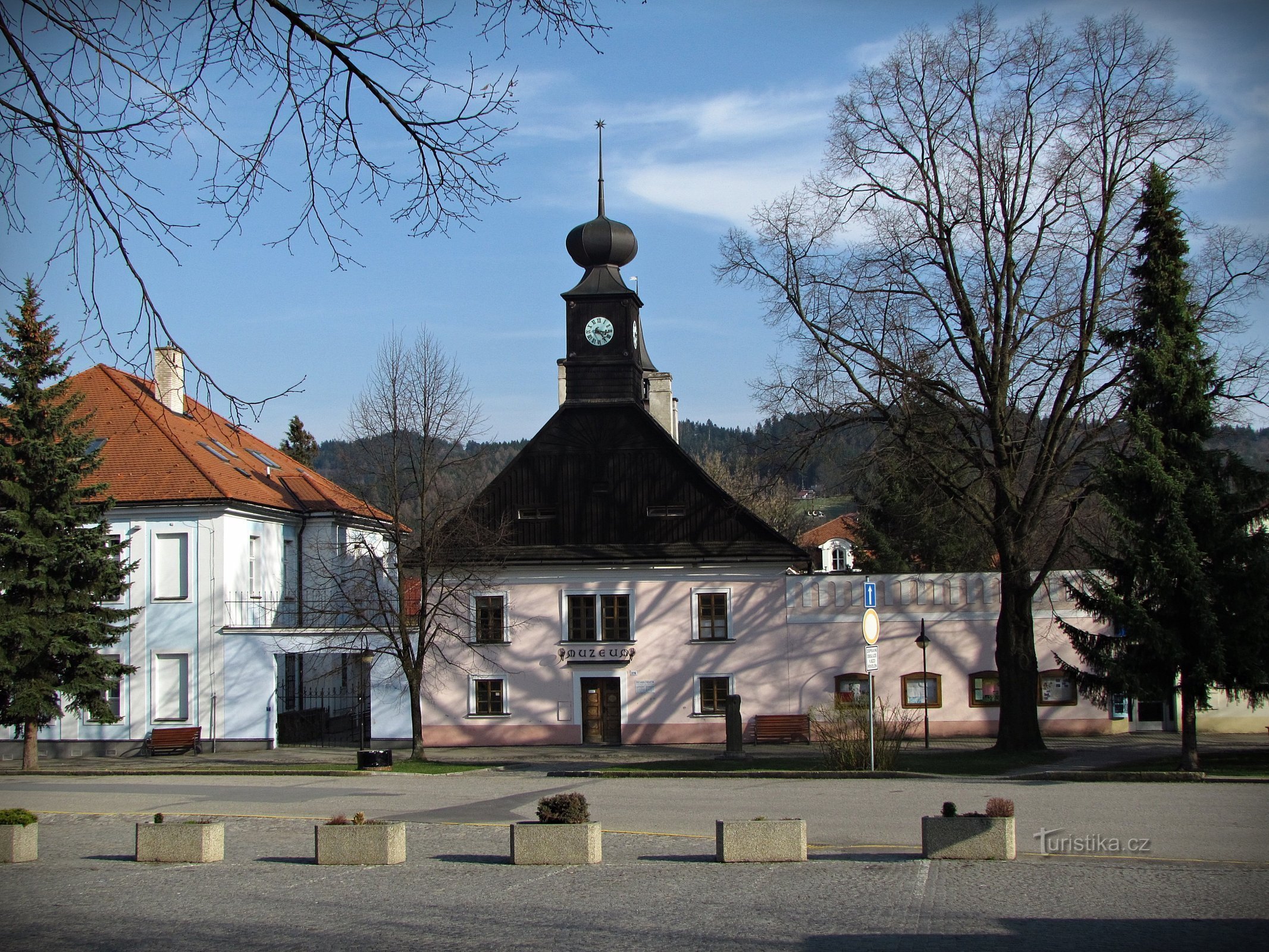 Valašskoclobucké Masarykovo náměstí