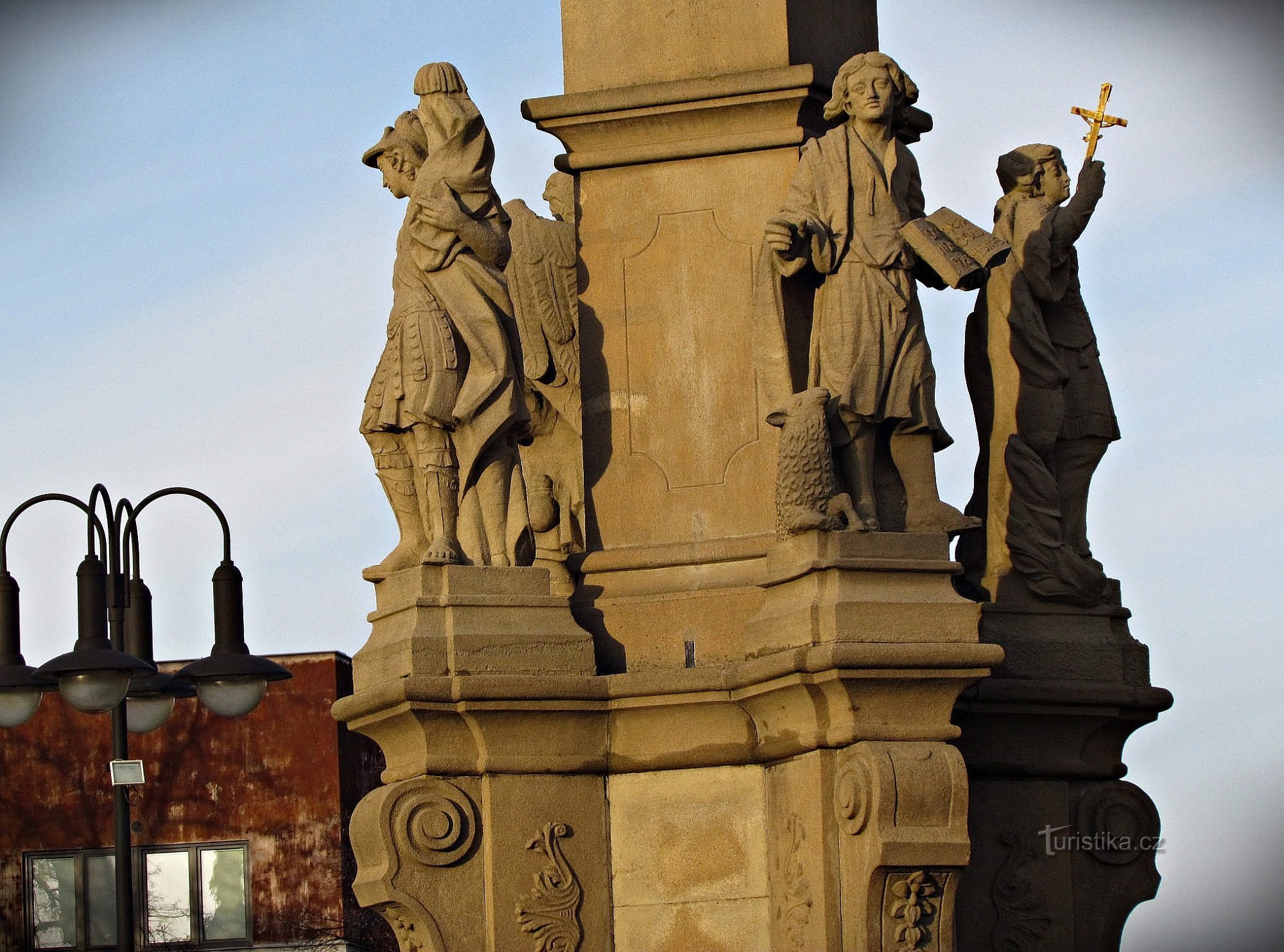 Valašskoklobucký Marian column