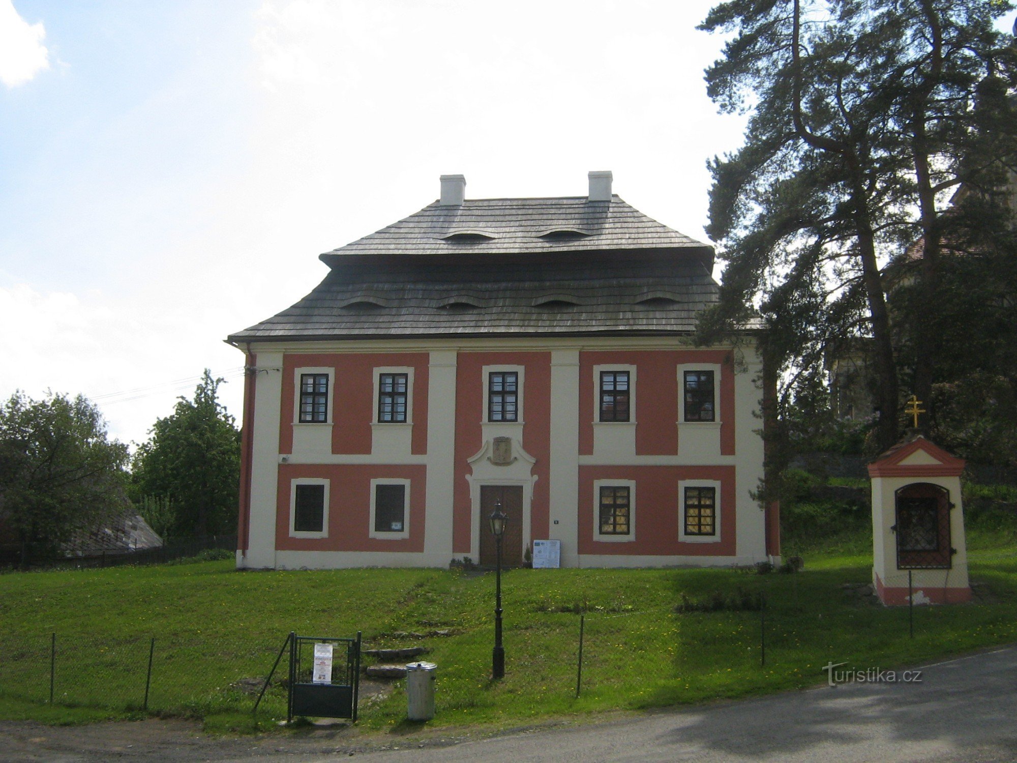 Valeč - presbytère