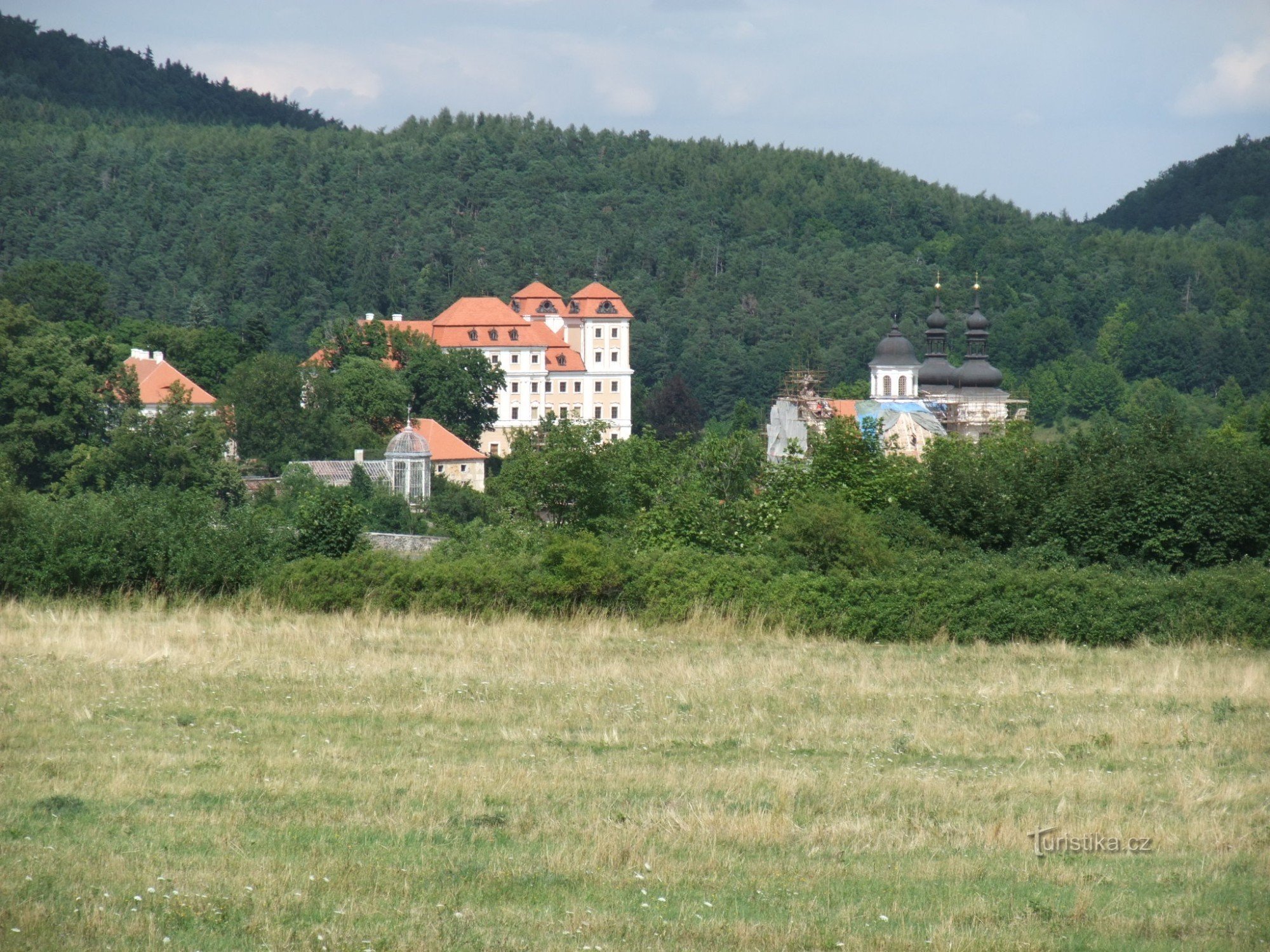 Valeč - castelo e parque