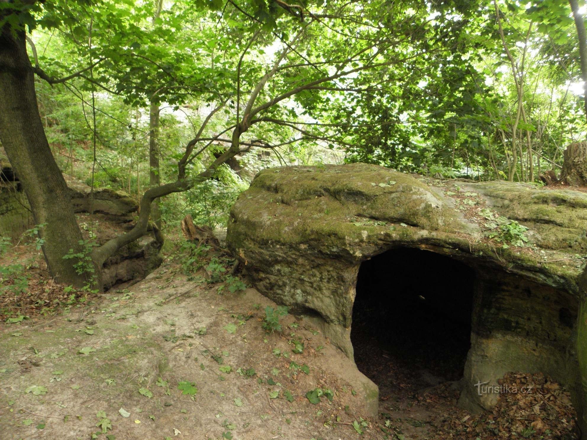 Mieszkanie skalne Valečovské - 1.7.2011