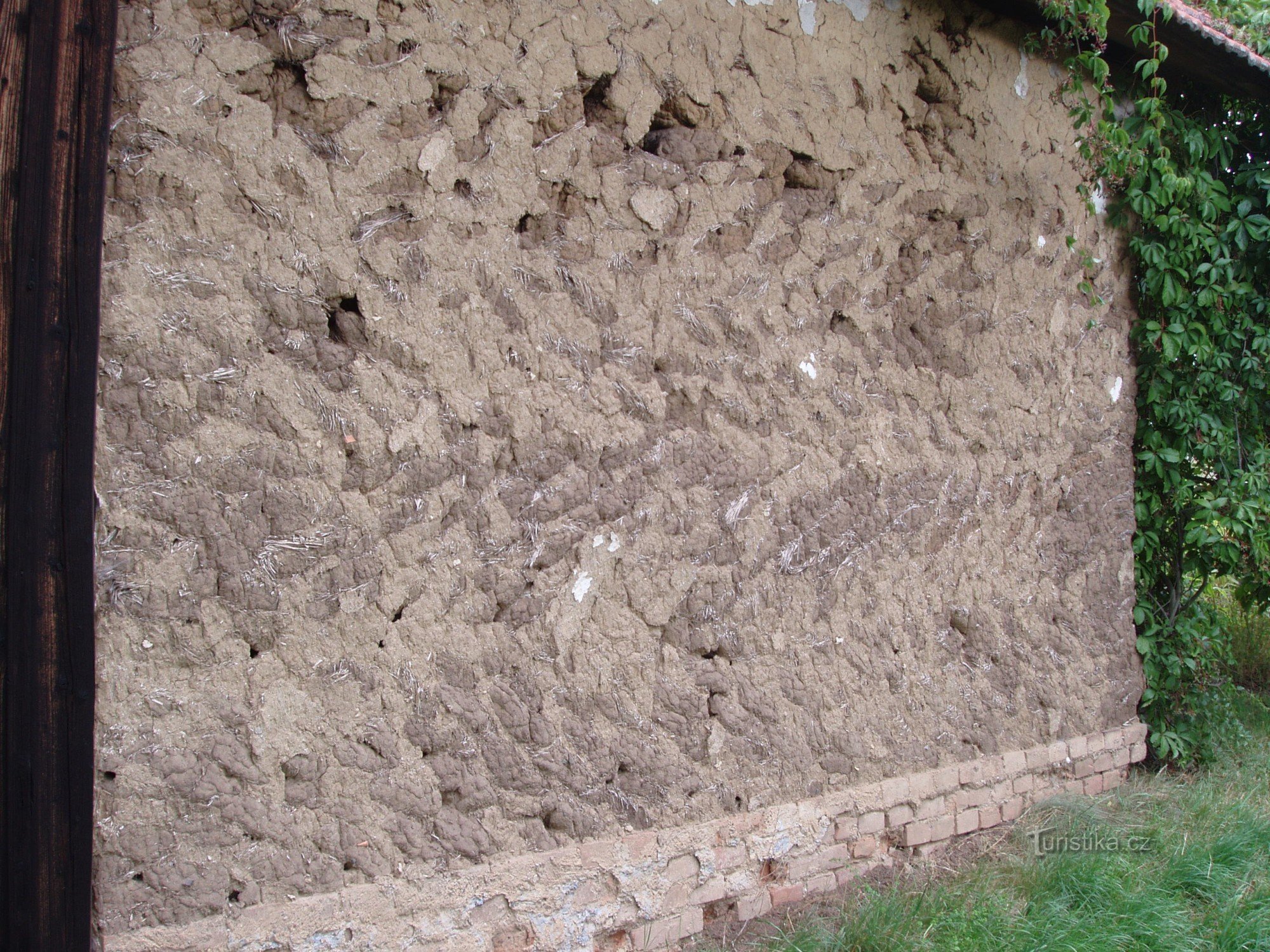 war wall of the barn in Hruška