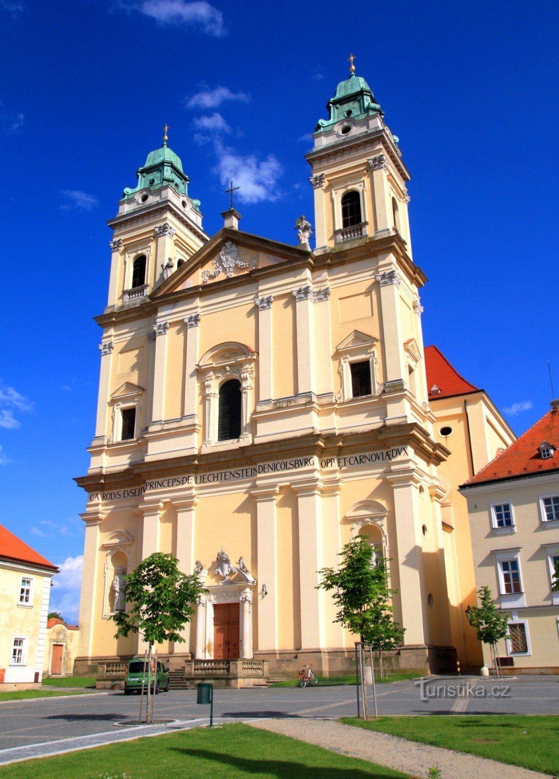 Valtice - Kirche Mariä Himmelfahrt, 2012