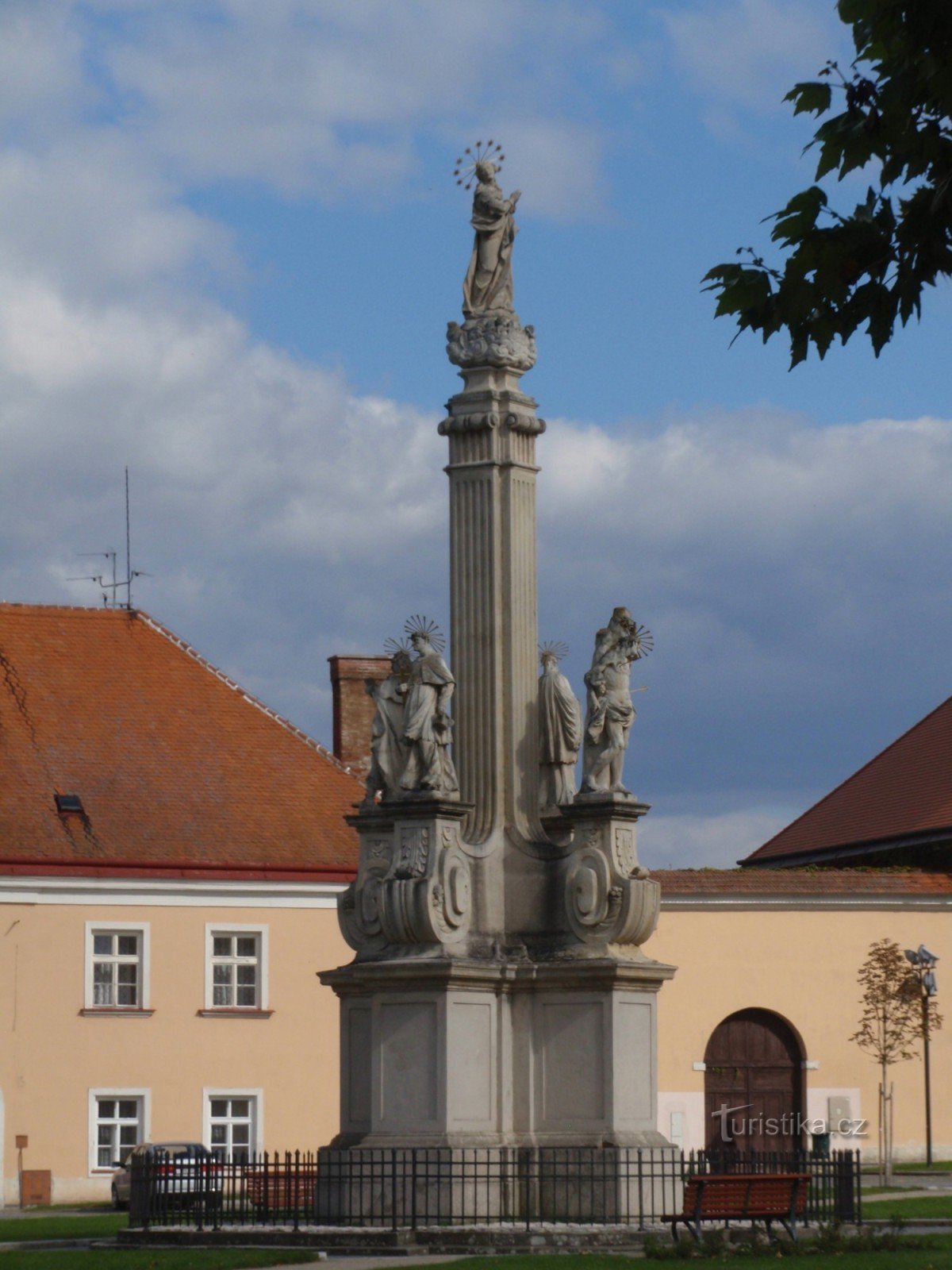 Valtice - coloana Marian