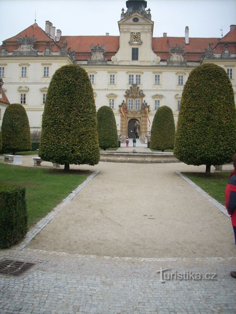 Zamek Valticki i podzamek