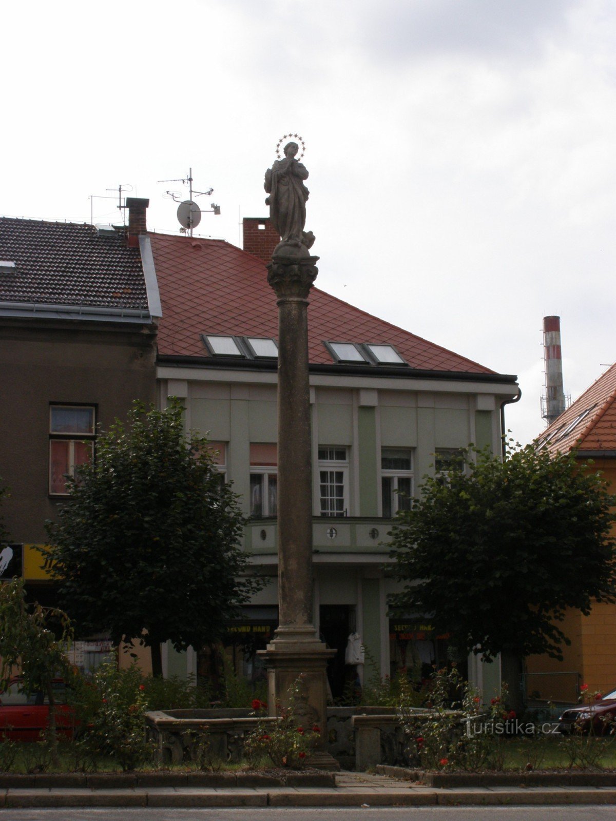 Vamberk - Husovo náměstí, en uppsättning monument