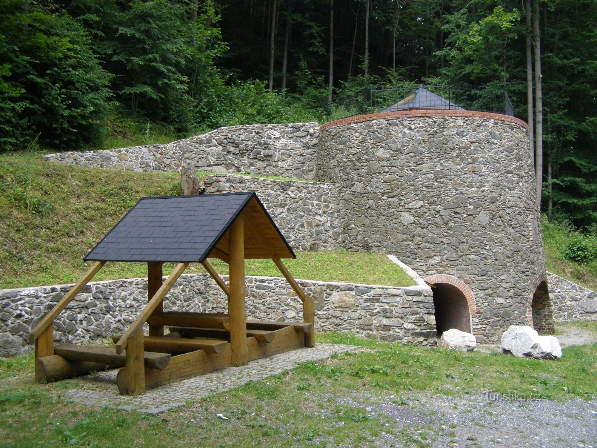 Limestone near Javorník