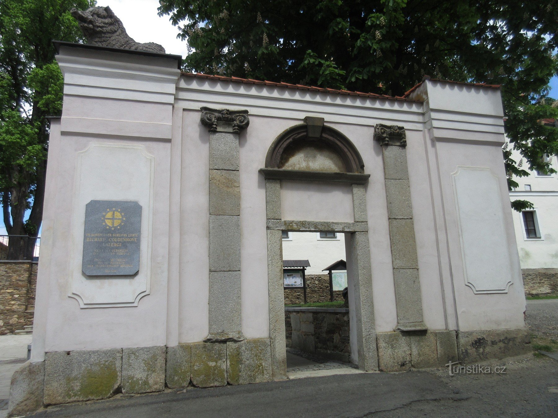 Entrada al centro de información.