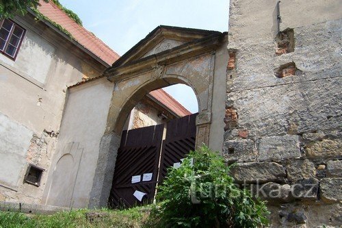 Entrance to the castle