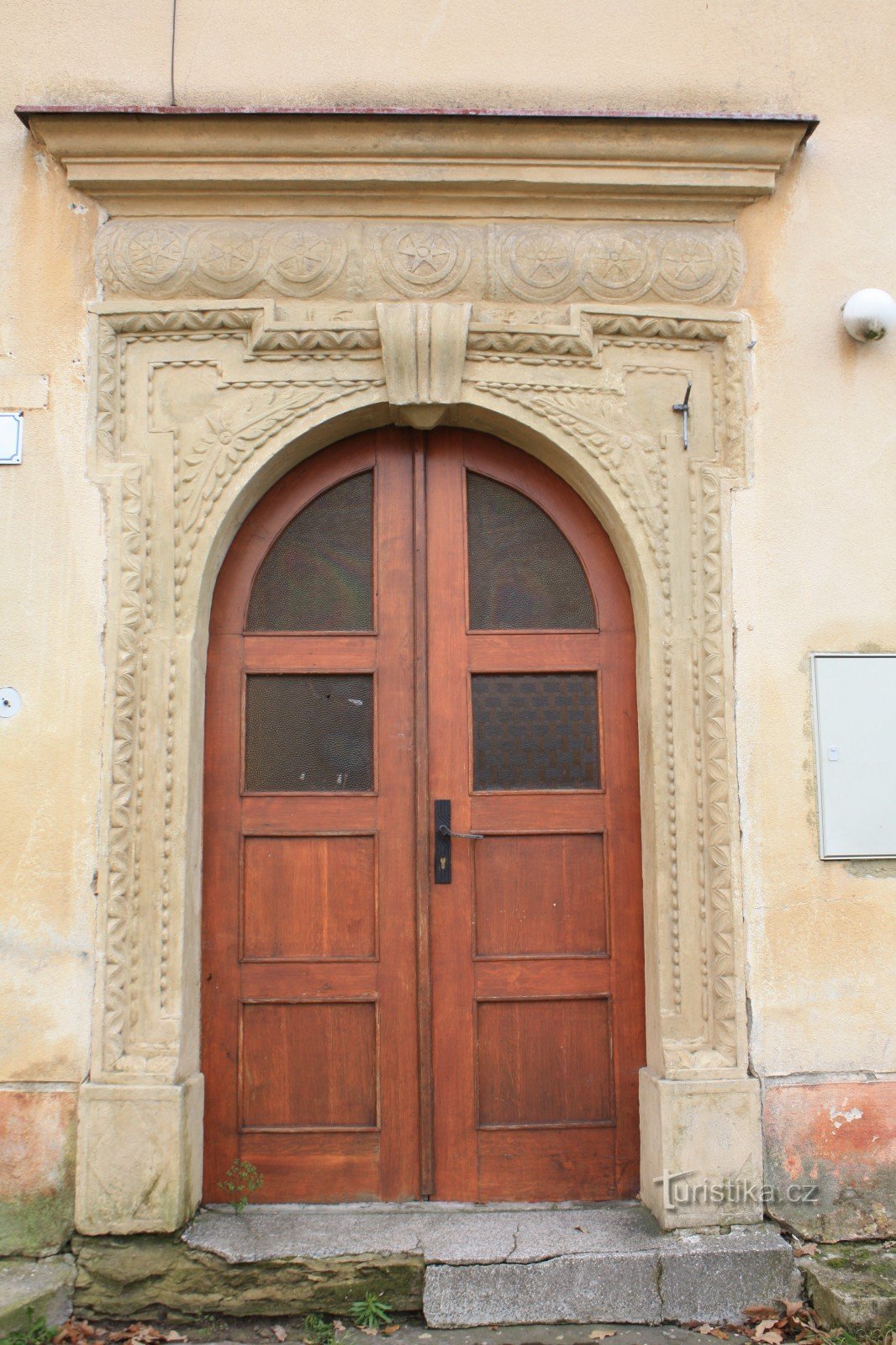 La partie entrée du presbytère historique