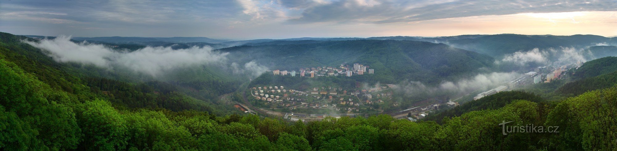 Вечірній Адамов