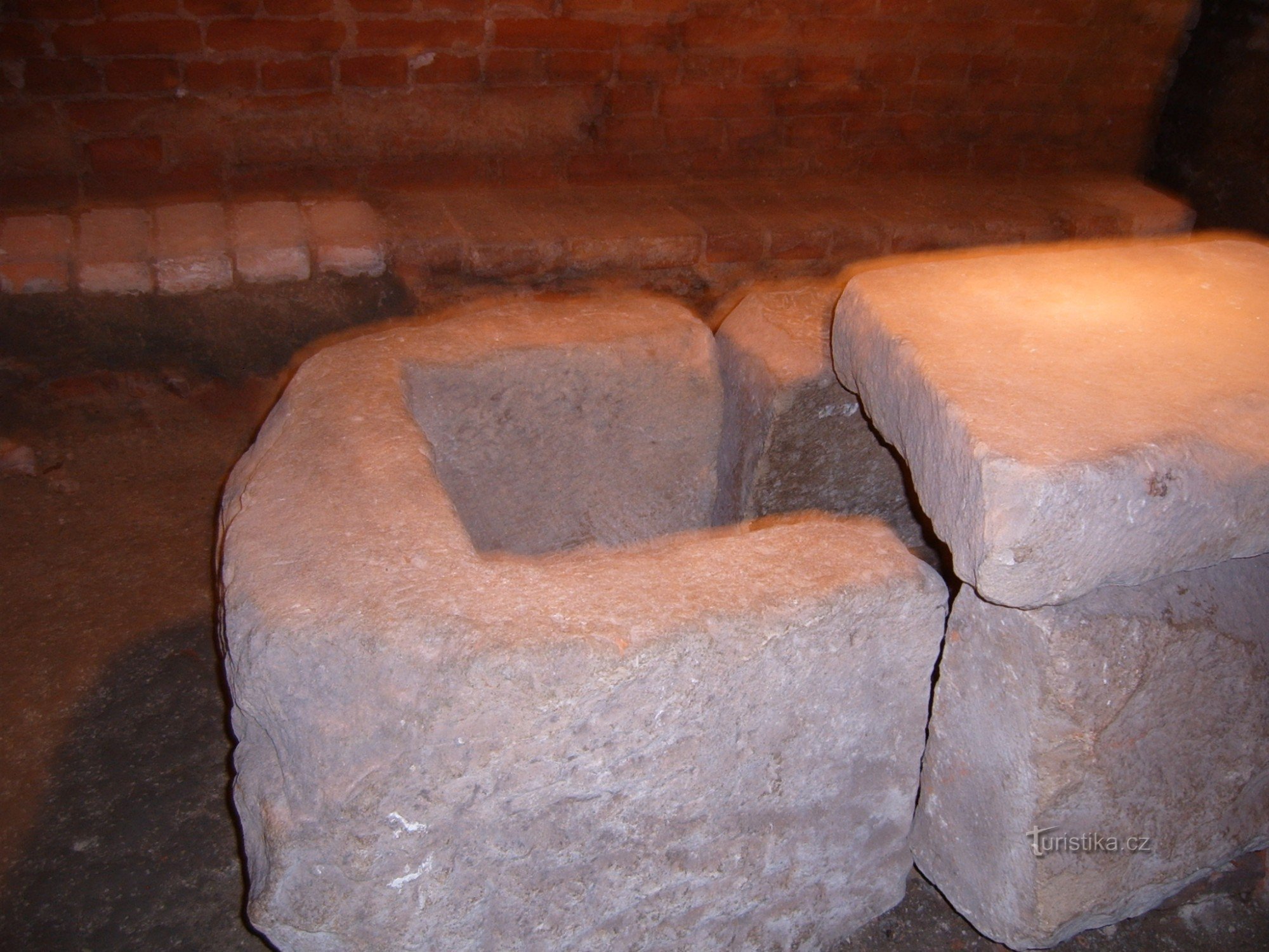 Velehrad - sarcofaag in de catacomben