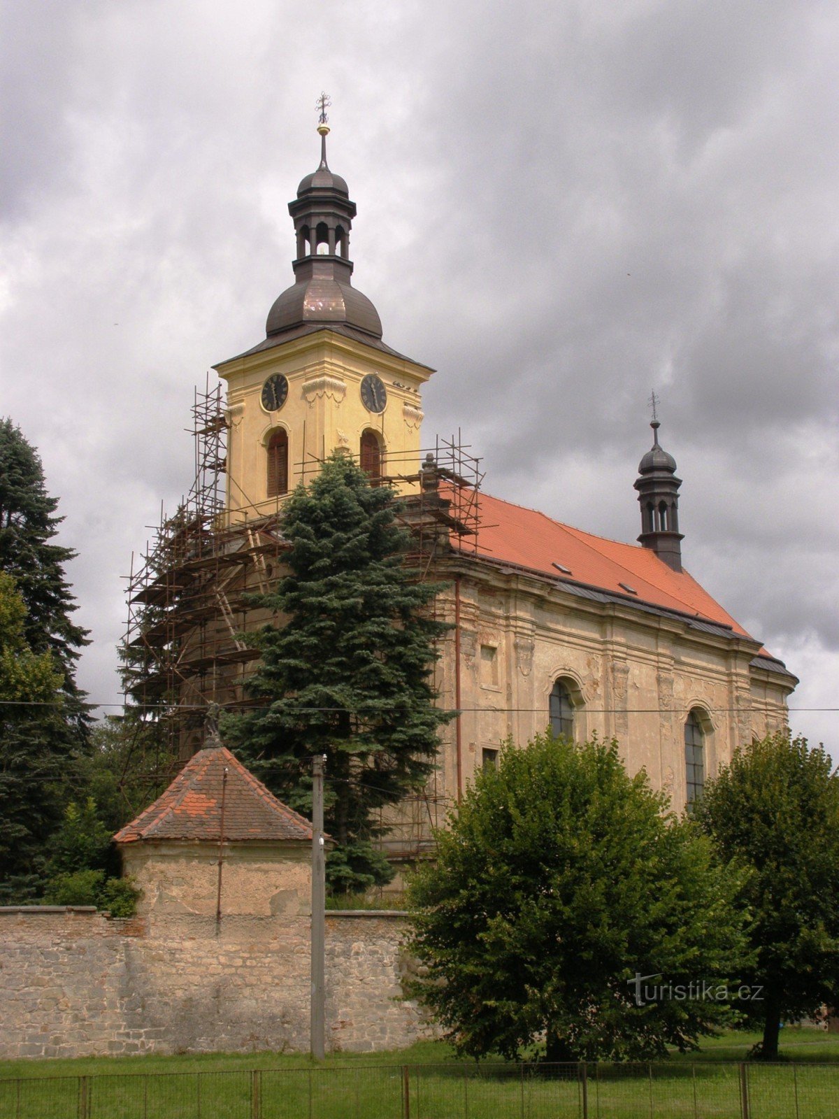 Veliš - kerk van St. Wenceslas