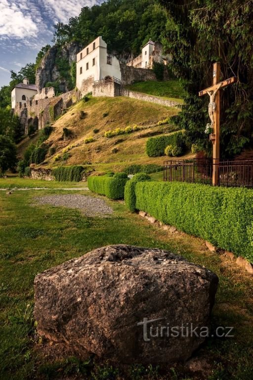 Velká Skalka (c) Archives de l'Association Européenne du Sentier Culturel de St. Cyrille et Méthode,